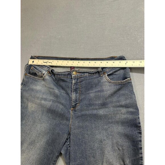 Gloria Vanderbilt Capri Jeans Size 16W All Around Slimming Effect Womens Blue - Picture 3 of 8